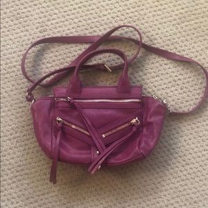 Botkier never used cross body